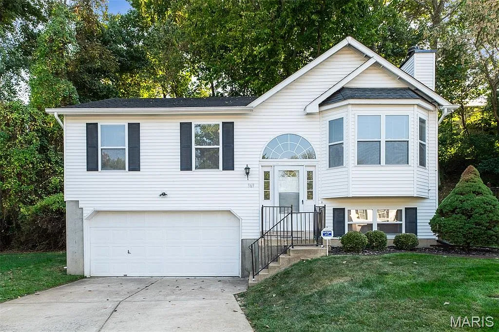 969 Wynstay Cir photo 1