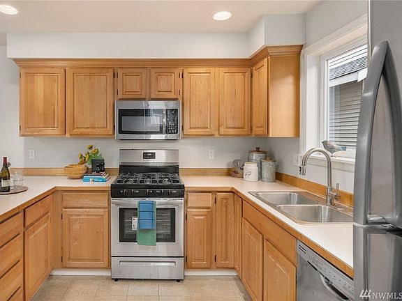 5th image of 8363 28th Ave NW