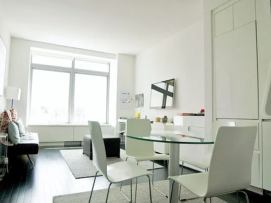 Rented by Rossi Living | media 50