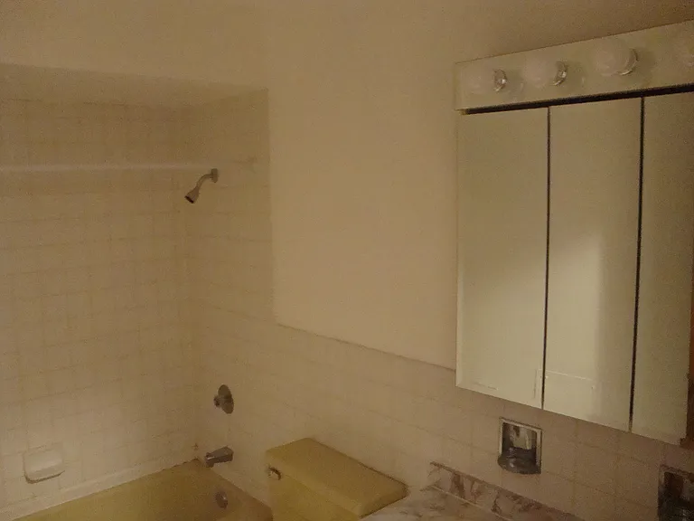 5630 W 107th St #2BD — Photo 6