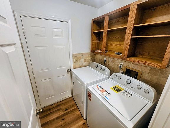 4th image of 105 Beachside Cv