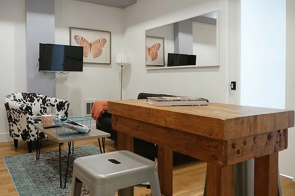 Rented by Nest Seekers International | media 29