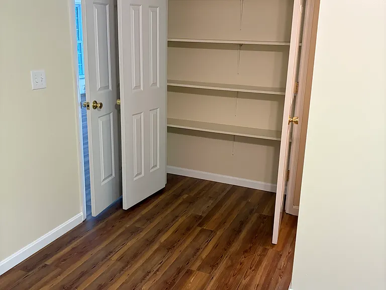 2572 Benson Dr — Photo 16