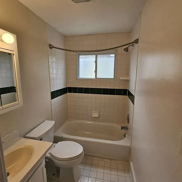 110 California Ave — Photo 3