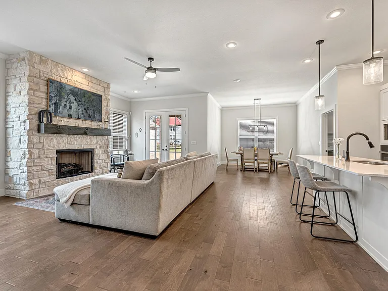 2182 N Woodlark Ln — Photo 9