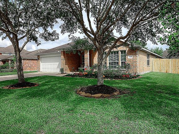 4th image of 22035 Skyridge Ln