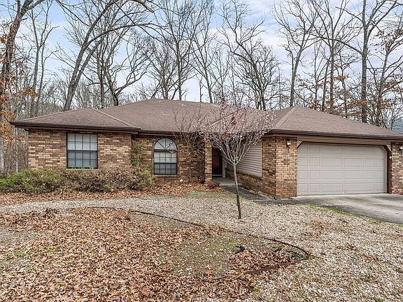 2nd image of 13 Coventry Dr
