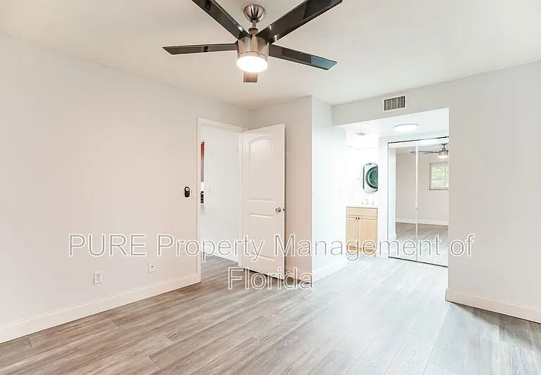 454 Fairways Cir #B204 — Photo 14