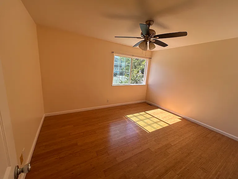 10394 Orange Ave — Photo 7