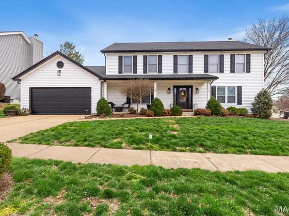 1462 Carriage Bridge Trl, Ballwin, MO 63021