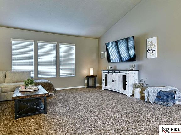5th image of 8110 S 186th St