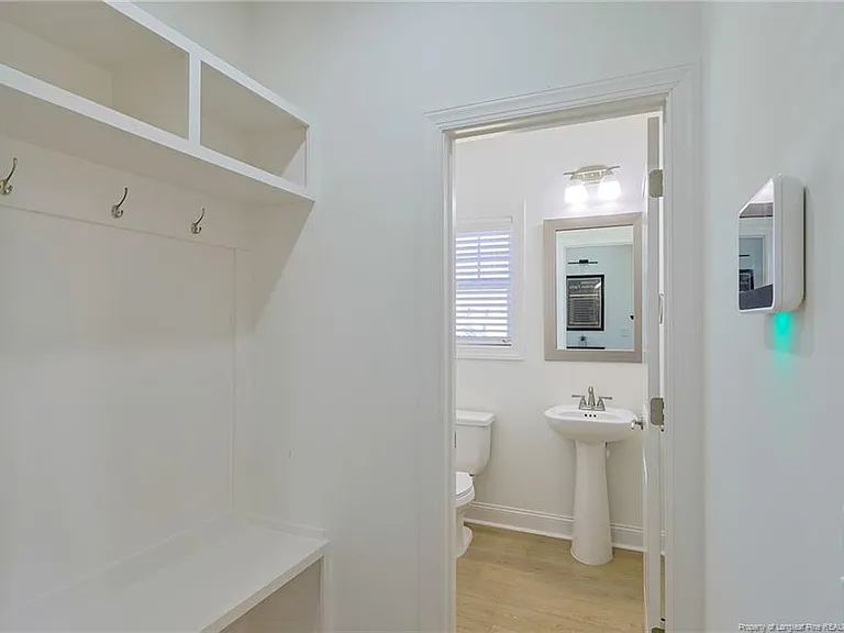 145 Easy St — Photo 4