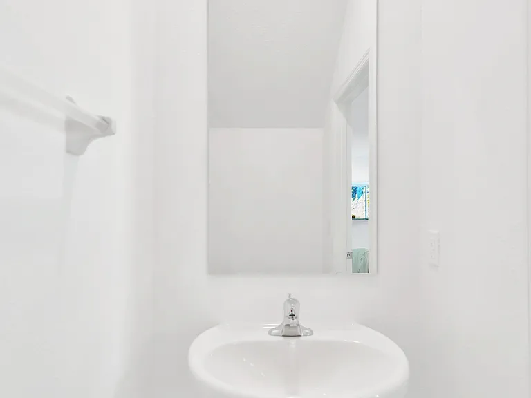 6032 Shiner St — Photo 55