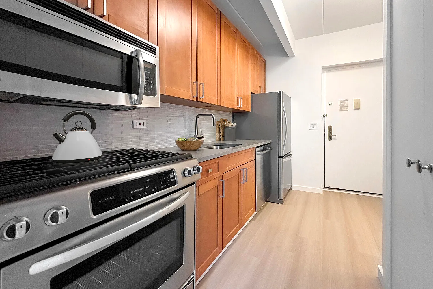 280 East 2nd Street — Photo 3