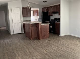 12400 Rojas Dr TRAILER 166, El Paso, TX 79928