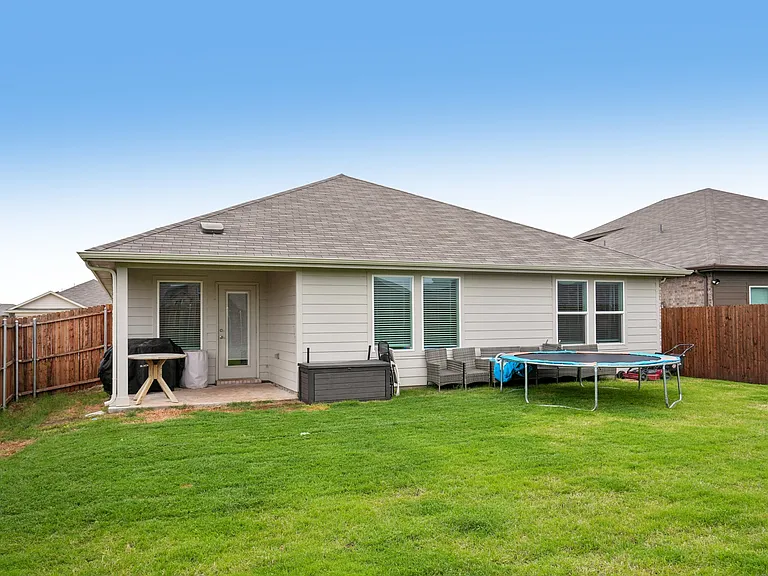 3924 Pinebluff Ln — Photo 23