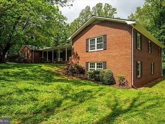 5th image of 3000 Earlysville Rd