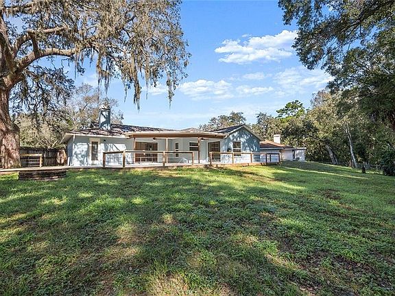 4th image of 24023 Starling Cir