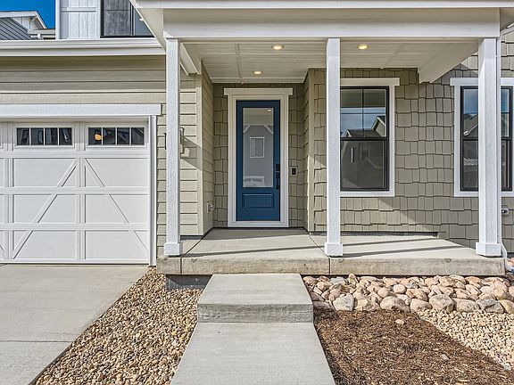 Homesite 154 Front Porch