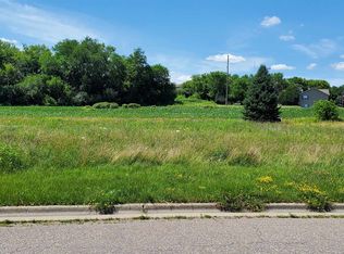 Spruce Dr, Baraboo, WI 53913