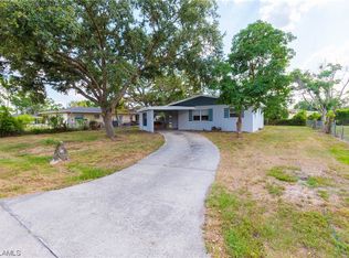 2417 Hibiscus Rd, Fort Myers, FL 33905