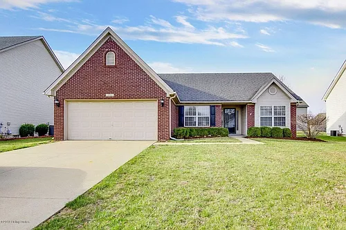 5715 Waveland Cir Photo 1
