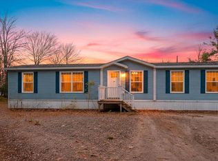 31 Sampsons Way, Bowdoin, ME 04287