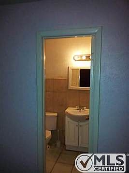 5th image of 3916 Wedgway Dr