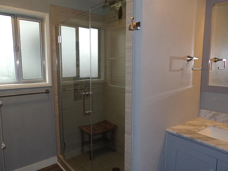 2740 NW Stewart St — Photo 31