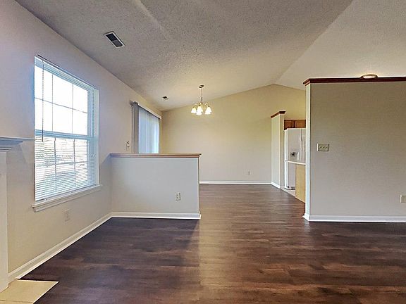 5th image of 8137 Amarillo Dr