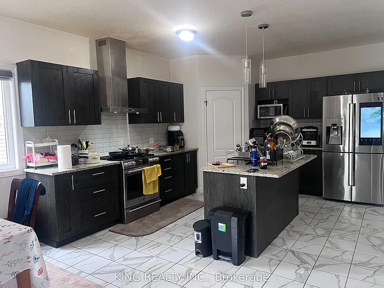 2341 Marcel Cir — Photo 9