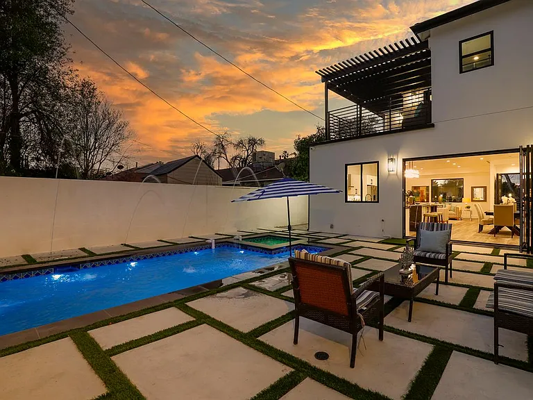 5202 Avenida Oriente — Photo 6