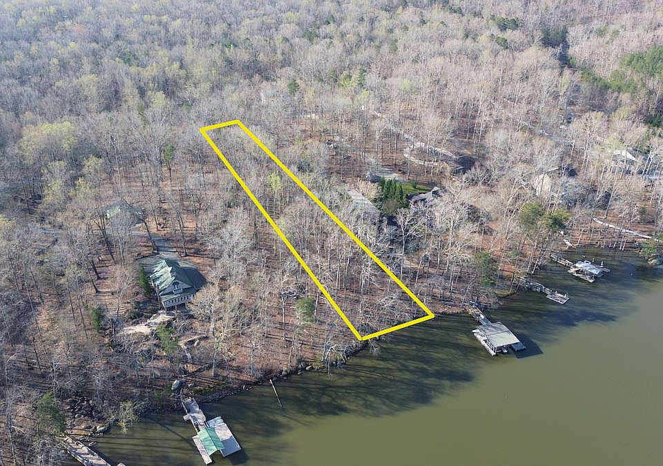 1st image of 196 Wood Land Dr