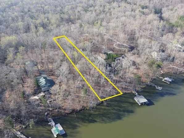 196 Wood Land Dr, New London, NC 28127