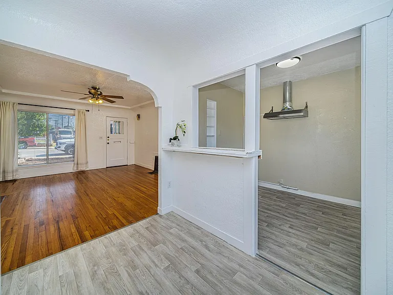2576 Violet St — Photo 9