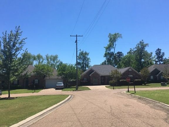 5th image of 124 Sherwood Dr