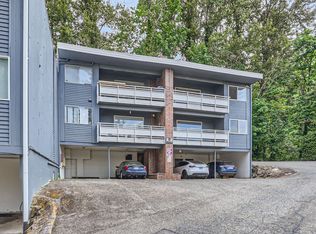8218 169th Ave NE #D2, Redmond, WA 98052