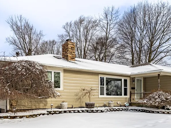 59 Angelus Dr, Rochester, NY 14622