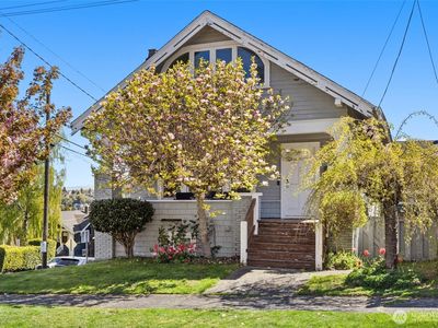 2702 18th Avenue S, Seattle, WA, 98144