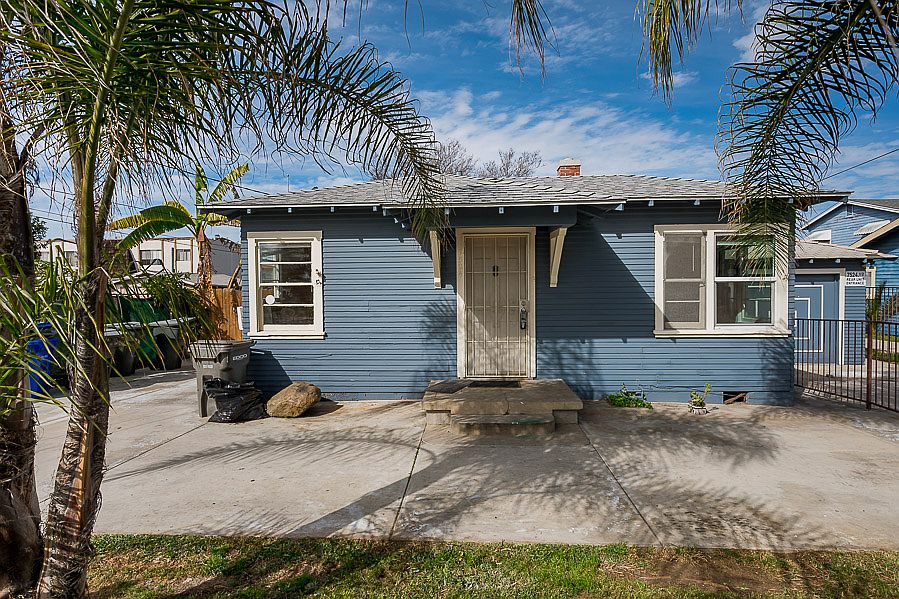 Front house, 2 bedrroms and 1 bath