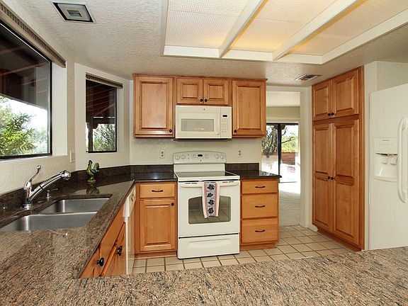 3rd image of 4671 N Calle Milana