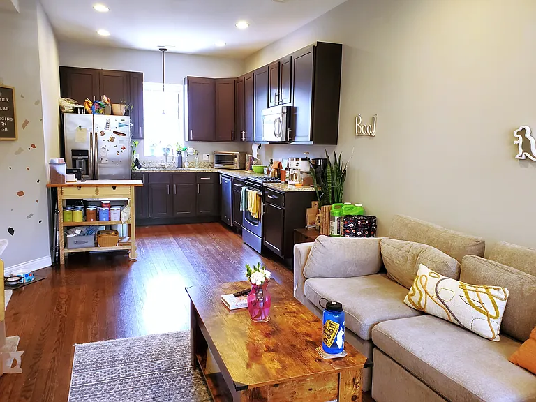 1263 W Carmen Ave #1 — Photo 1