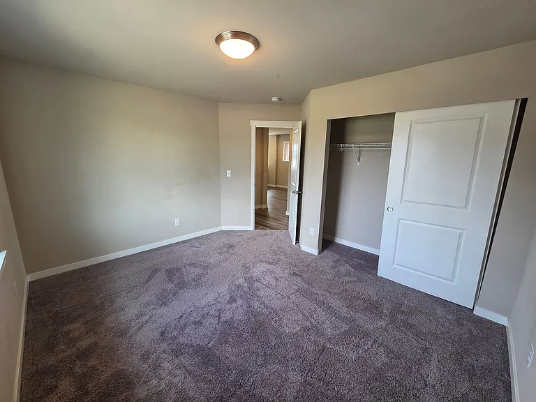 2524 Jacaranda Ave — Photo 23