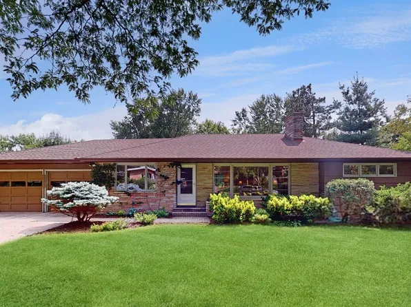 565 Otis Ave, Saint Paul, MN 55104