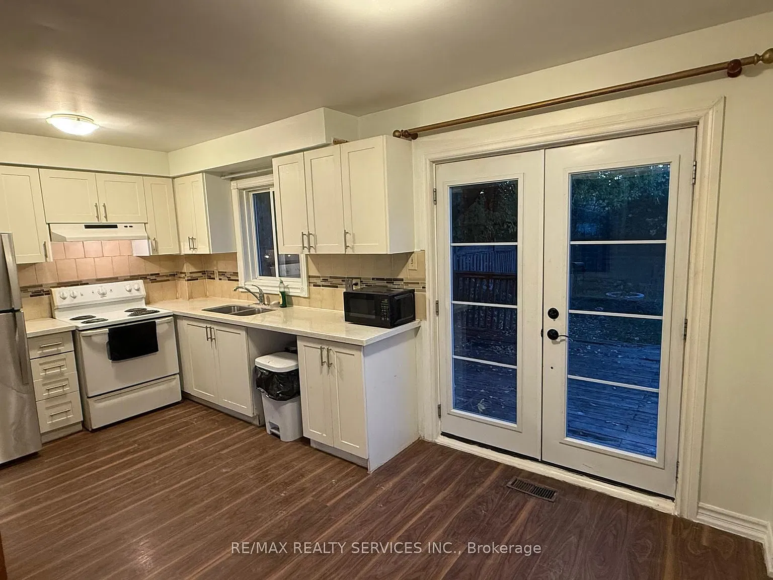 2 bed, $2,300 — Photo 3