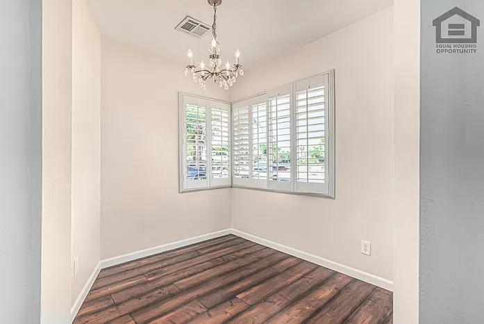 2807 N 8th Ave — Photo 8