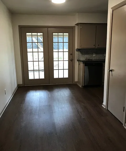 2210 Jones Rd — Photo 20
