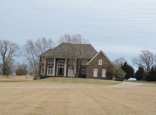 19925 Canterbury St, Stilwell, KS 66085