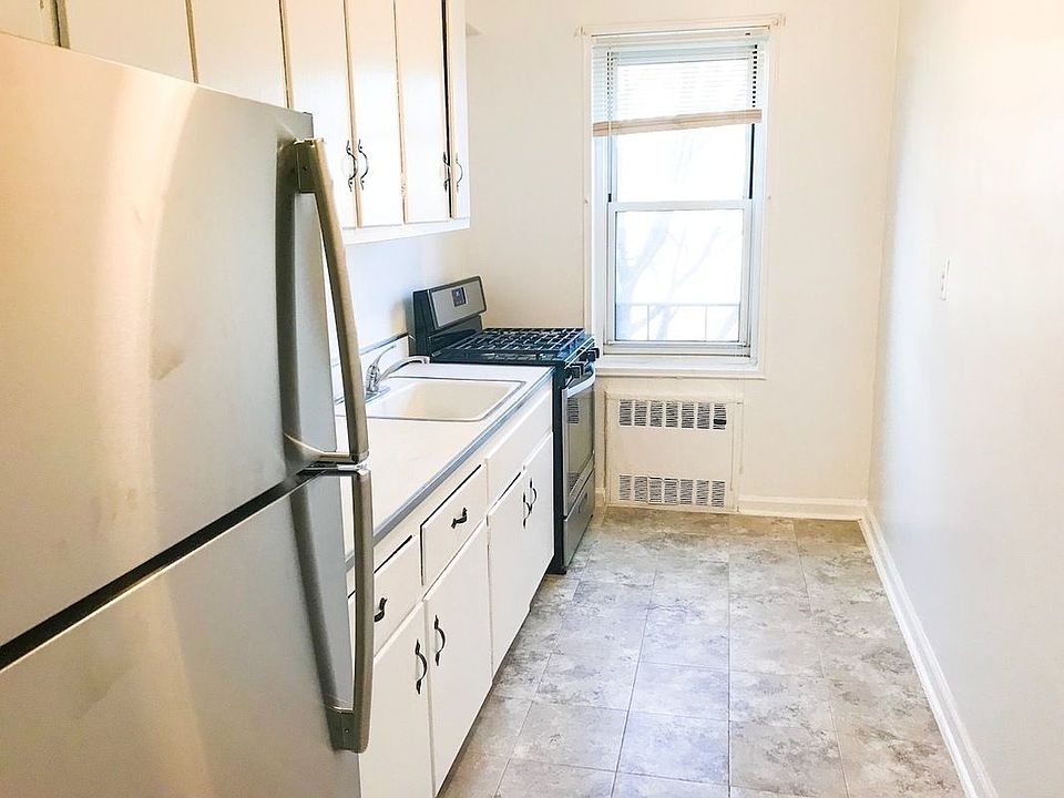 1st image of 7402 34th Ave #2J