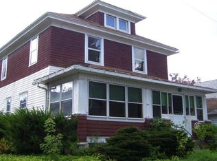 300 17th St, Honesdale, PA 18431